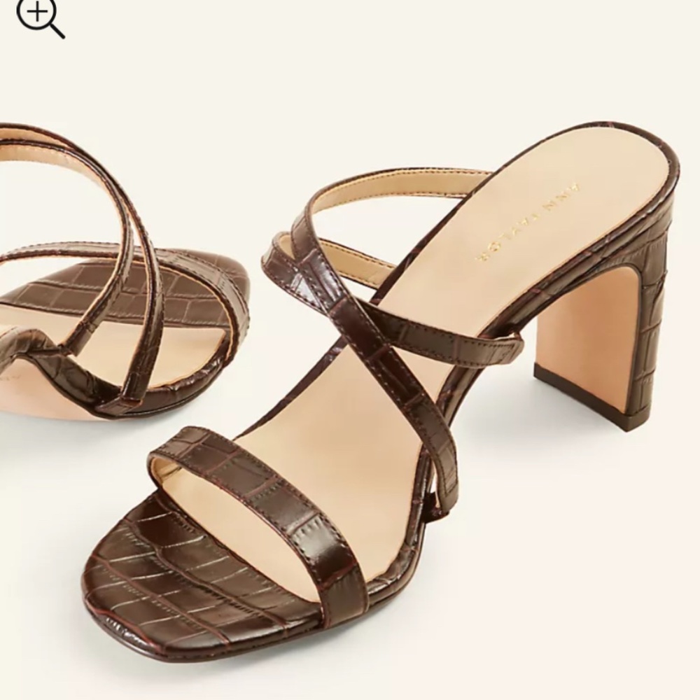 New Ann Taylor Emmalyn Embossed Leather Heeled Sandals